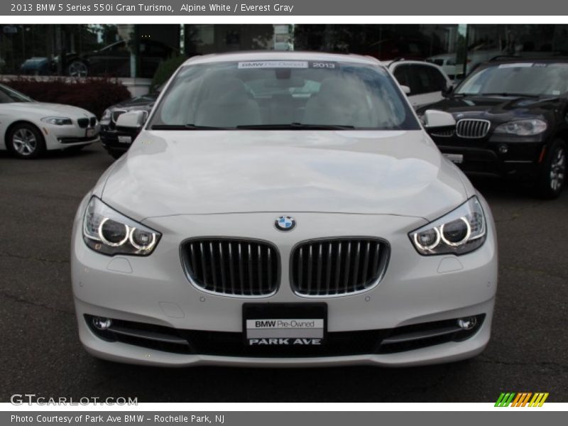 Alpine White / Everest Gray 2013 BMW 5 Series 550i Gran Turismo