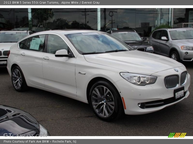 Alpine White / Everest Gray 2013 BMW 5 Series 550i Gran Turismo