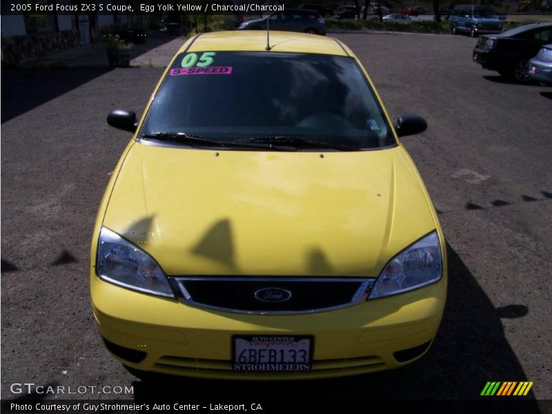 Egg Yolk Yellow / Charcoal/Charcoal 2005 Ford Focus ZX3 S Coupe