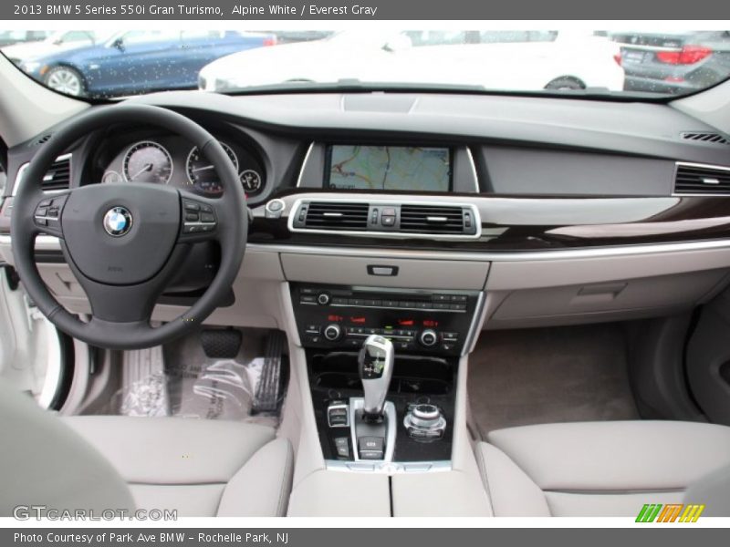 Dashboard of 2013 5 Series 550i Gran Turismo
