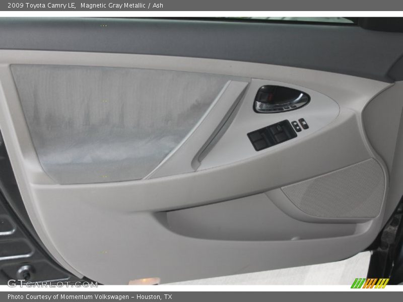Magnetic Gray Metallic / Ash 2009 Toyota Camry LE