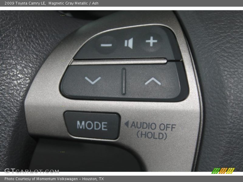 Magnetic Gray Metallic / Ash 2009 Toyota Camry LE