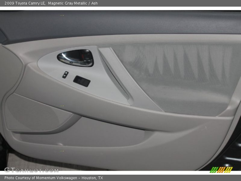 Magnetic Gray Metallic / Ash 2009 Toyota Camry LE