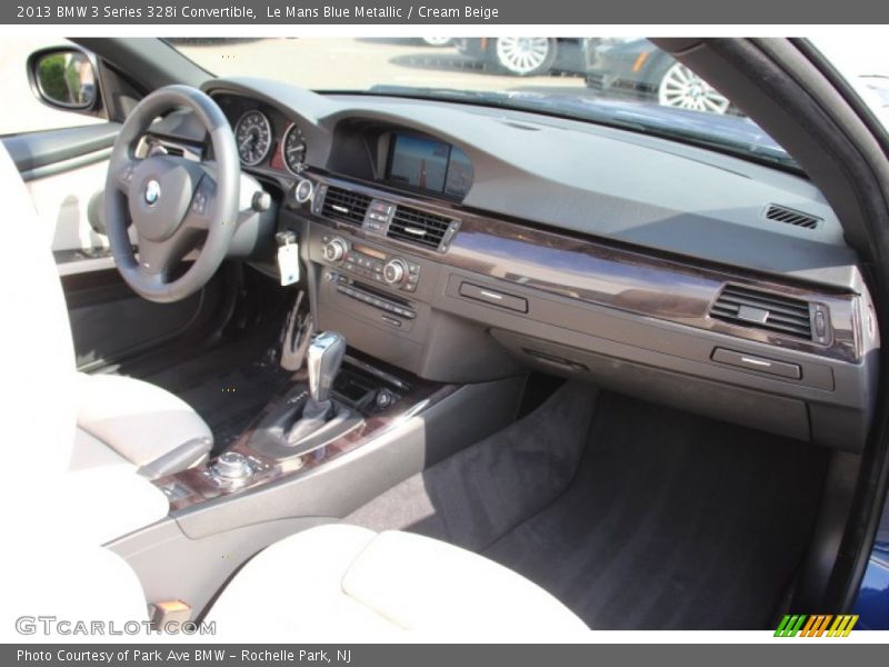 Dashboard of 2013 3 Series 328i Convertible