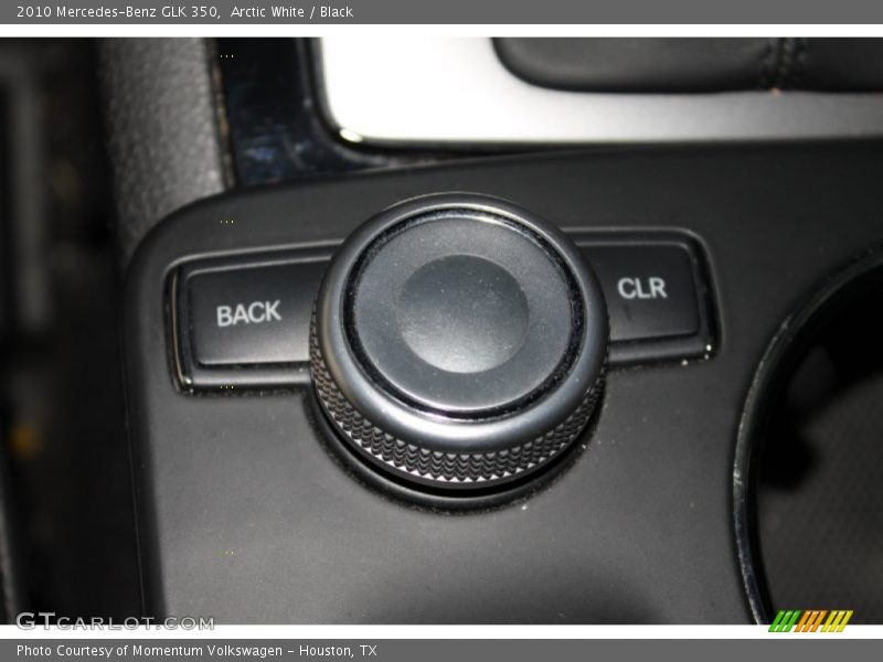 Arctic White / Black 2010 Mercedes-Benz GLK 350
