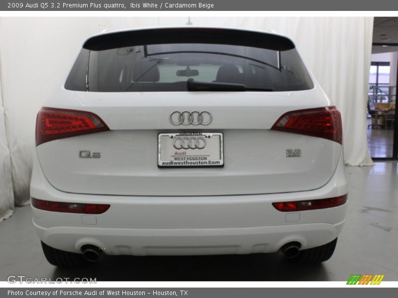 Ibis White / Cardamom Beige 2009 Audi Q5 3.2 Premium Plus quattro