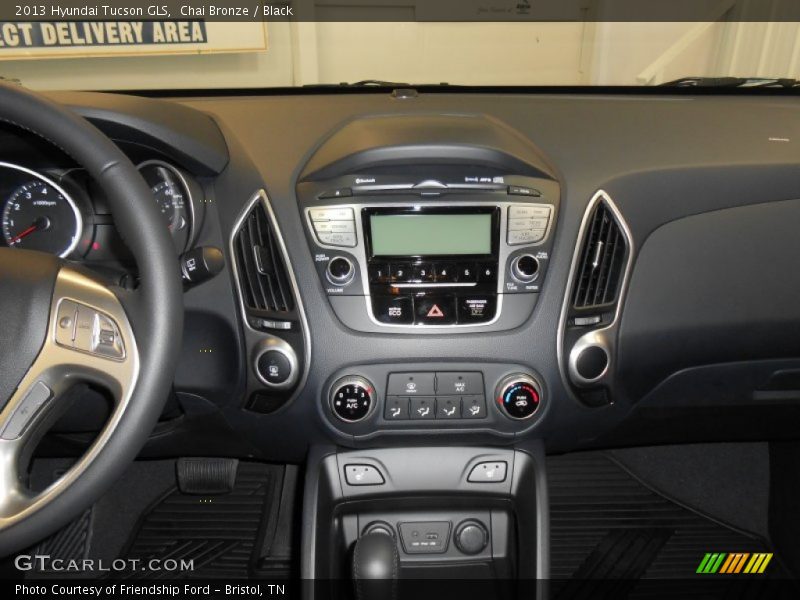 Chai Bronze / Black 2013 Hyundai Tucson GLS