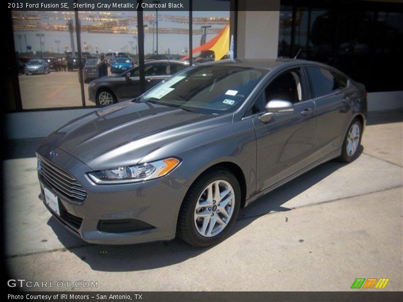 Sterling Gray Metallic / Charcoal Black 2013 Ford Fusion SE