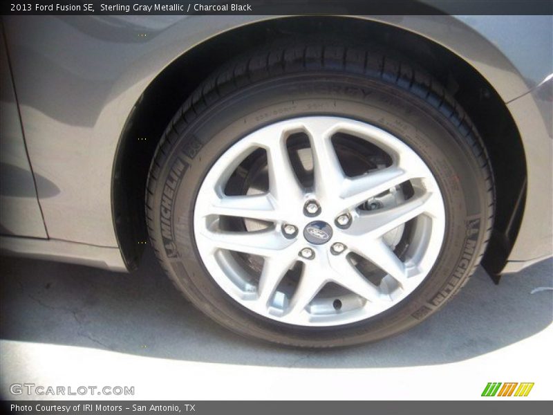 Sterling Gray Metallic / Charcoal Black 2013 Ford Fusion SE