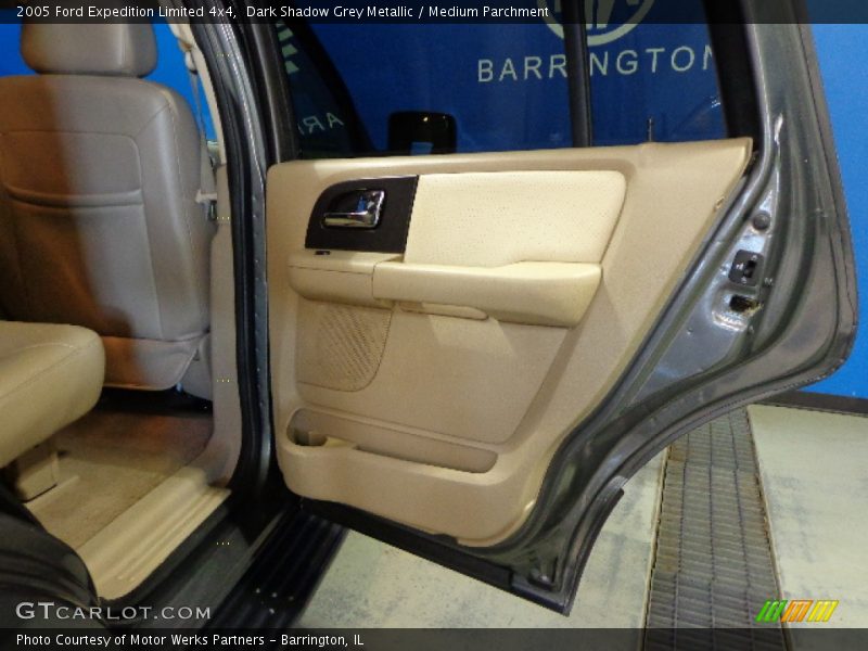 Dark Shadow Grey Metallic / Medium Parchment 2005 Ford Expedition Limited 4x4