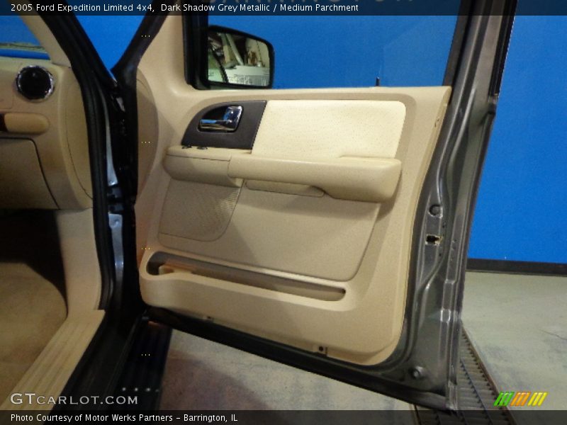 Dark Shadow Grey Metallic / Medium Parchment 2005 Ford Expedition Limited 4x4