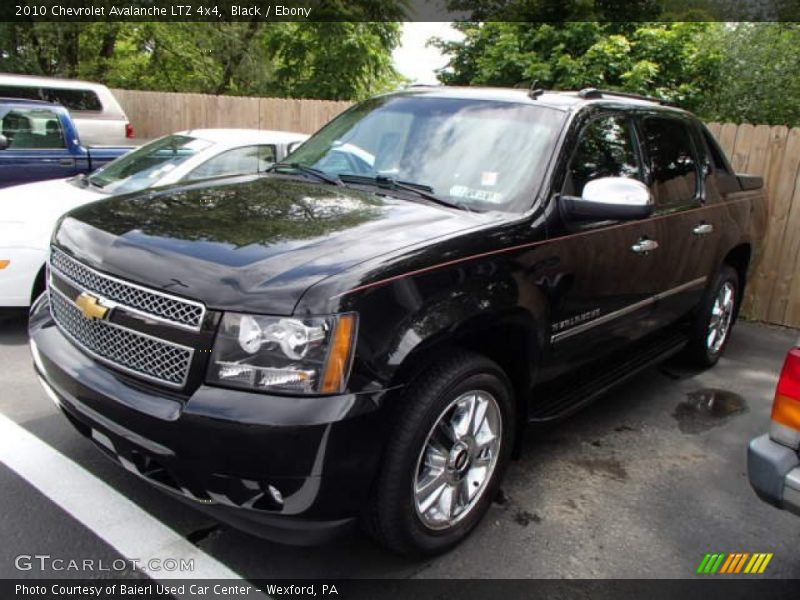 Black / Ebony 2010 Chevrolet Avalanche LTZ 4x4