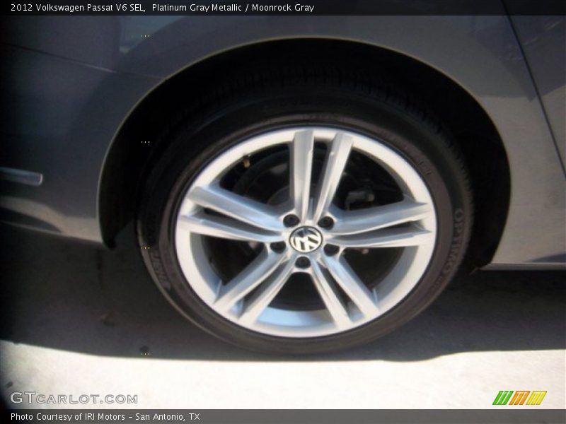 Platinum Gray Metallic / Moonrock Gray 2012 Volkswagen Passat V6 SEL