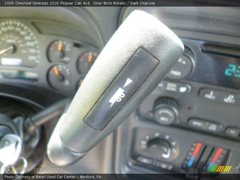 Silver Birch Metallic / Dark Charcoal 2005 Chevrolet Silverado 1500 Regular Cab 4x4