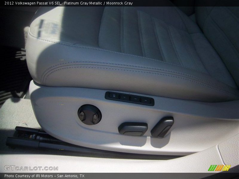 Platinum Gray Metallic / Moonrock Gray 2012 Volkswagen Passat V6 SEL