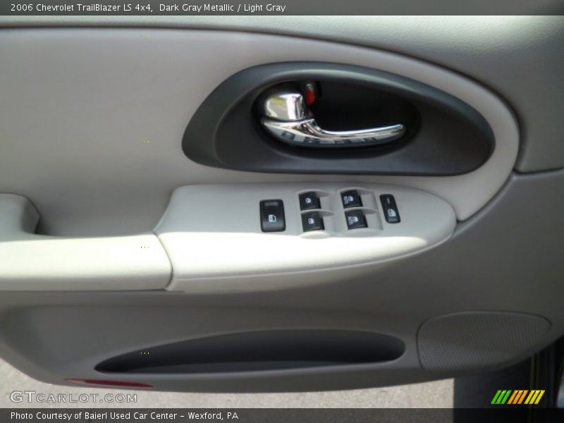 Dark Gray Metallic / Light Gray 2006 Chevrolet TrailBlazer LS 4x4