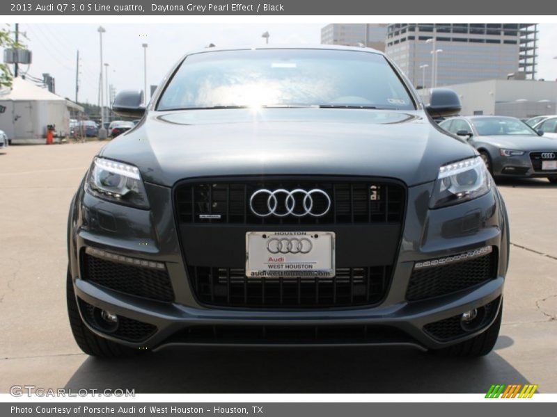 Daytona Grey Pearl Effect / Black 2013 Audi Q7 3.0 S Line quattro
