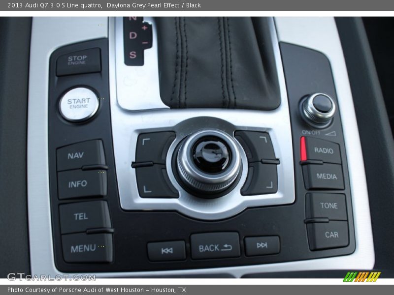 Daytona Grey Pearl Effect / Black 2013 Audi Q7 3.0 S Line quattro