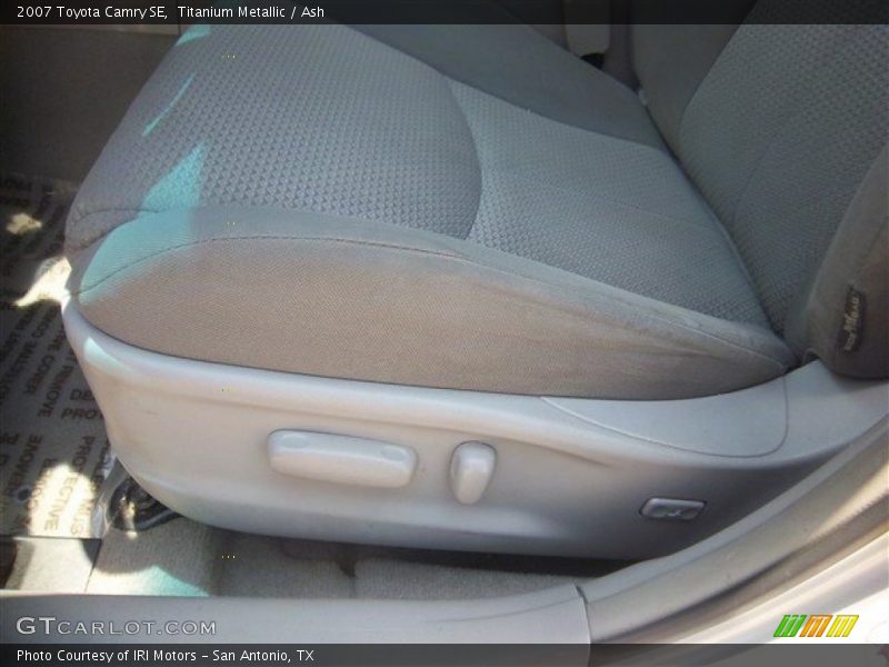 Titanium Metallic / Ash 2007 Toyota Camry SE