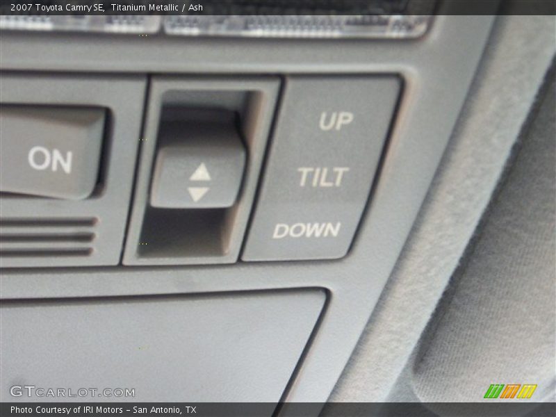 Titanium Metallic / Ash 2007 Toyota Camry SE