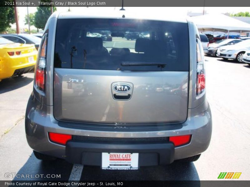 Titanium Gray / Black Soul Logo Cloth 2011 Kia Soul +