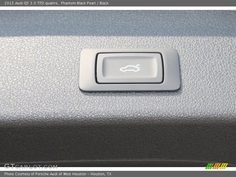 Phantom Black Pearl / Black 2013 Audi Q5 3.0 TFSI quattro