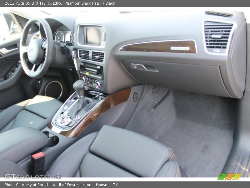 Dashboard of 2013 Q5 3.0 TFSI quattro