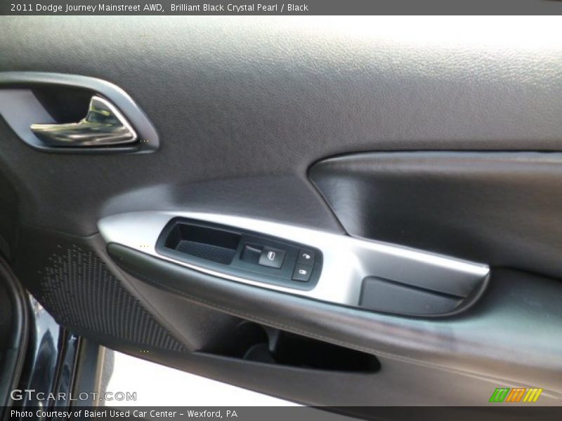 Brilliant Black Crystal Pearl / Black 2011 Dodge Journey Mainstreet AWD