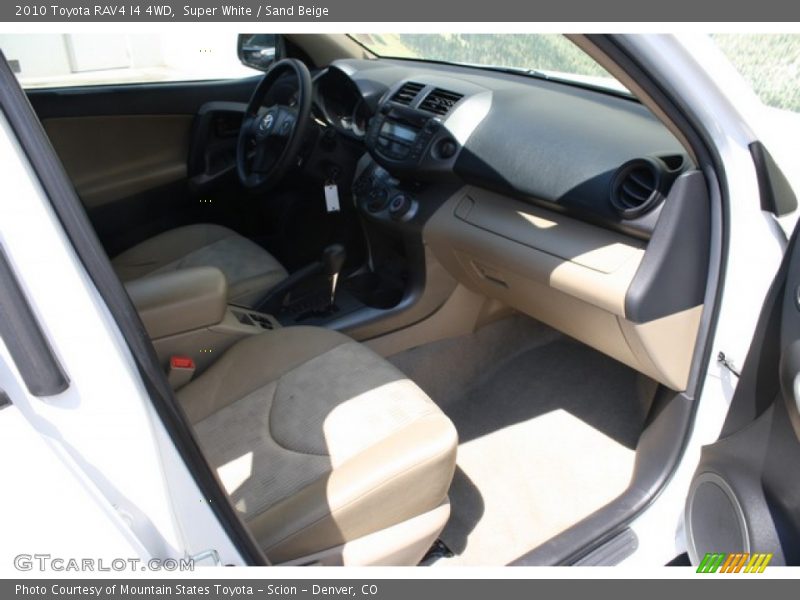 Super White / Sand Beige 2010 Toyota RAV4 I4 4WD