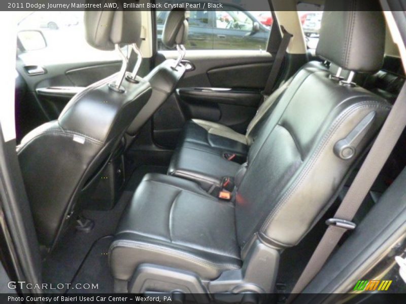 Brilliant Black Crystal Pearl / Black 2011 Dodge Journey Mainstreet AWD