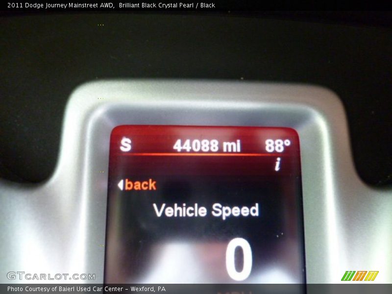 Brilliant Black Crystal Pearl / Black 2011 Dodge Journey Mainstreet AWD