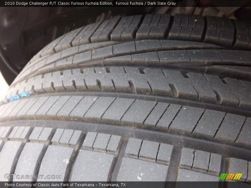 Furious Fuchsia / Dark Slate Gray 2010 Dodge Challenger R/T Classic Furious Fuchsia Edition