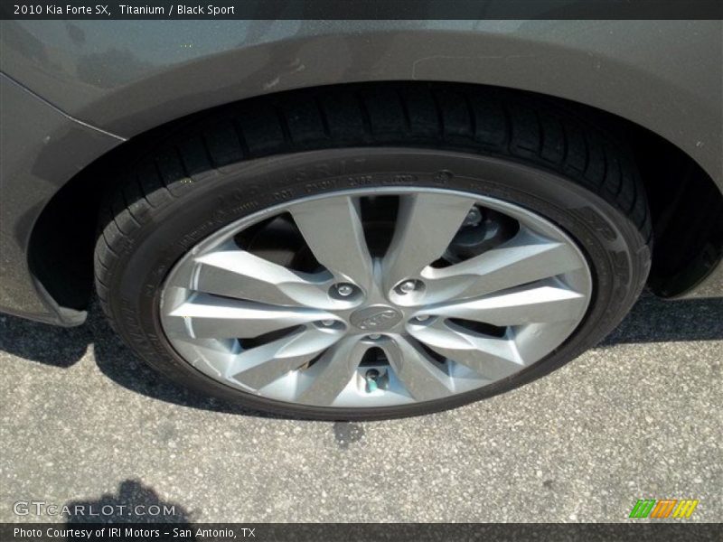 Titanium / Black Sport 2010 Kia Forte SX