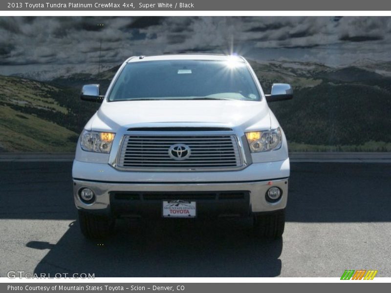 Super White / Black 2013 Toyota Tundra Platinum CrewMax 4x4