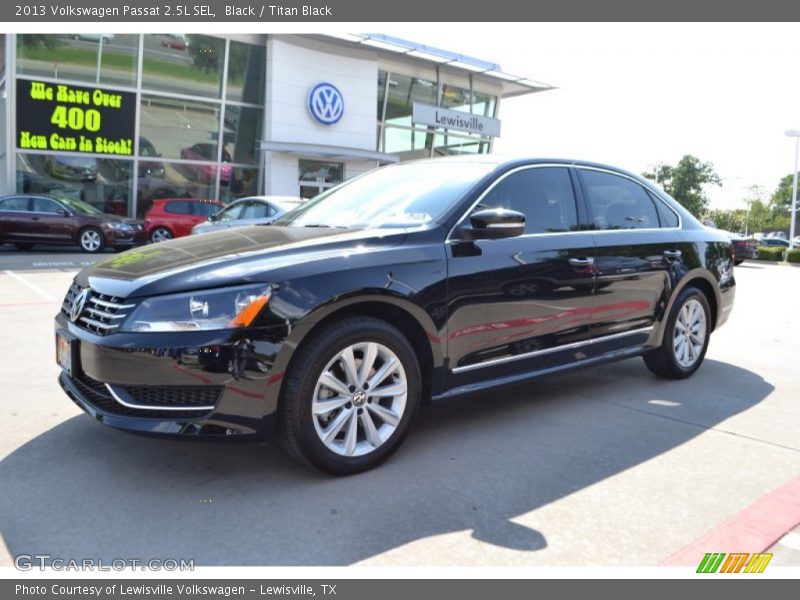 Black / Titan Black 2013 Volkswagen Passat 2.5L SEL
