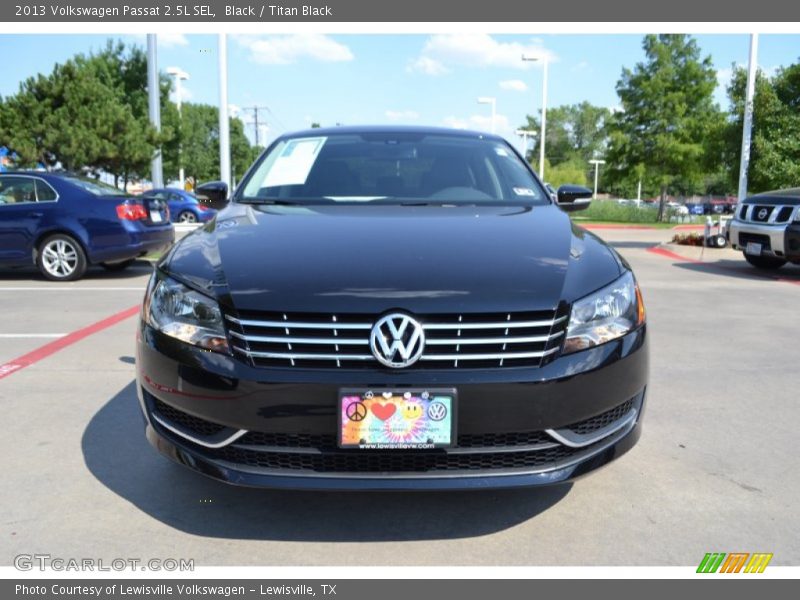 Black / Titan Black 2013 Volkswagen Passat 2.5L SEL