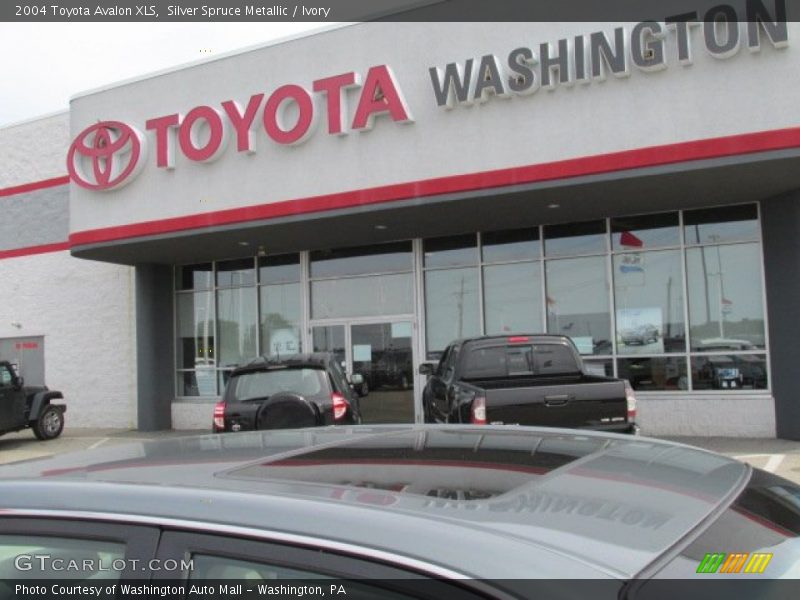 Silver Spruce Metallic / Ivory 2004 Toyota Avalon XLS