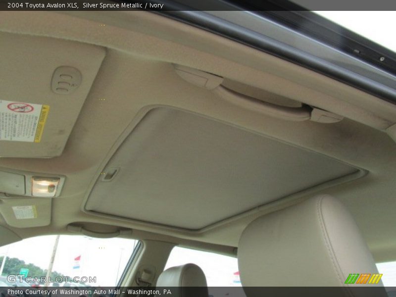 Silver Spruce Metallic / Ivory 2004 Toyota Avalon XLS
