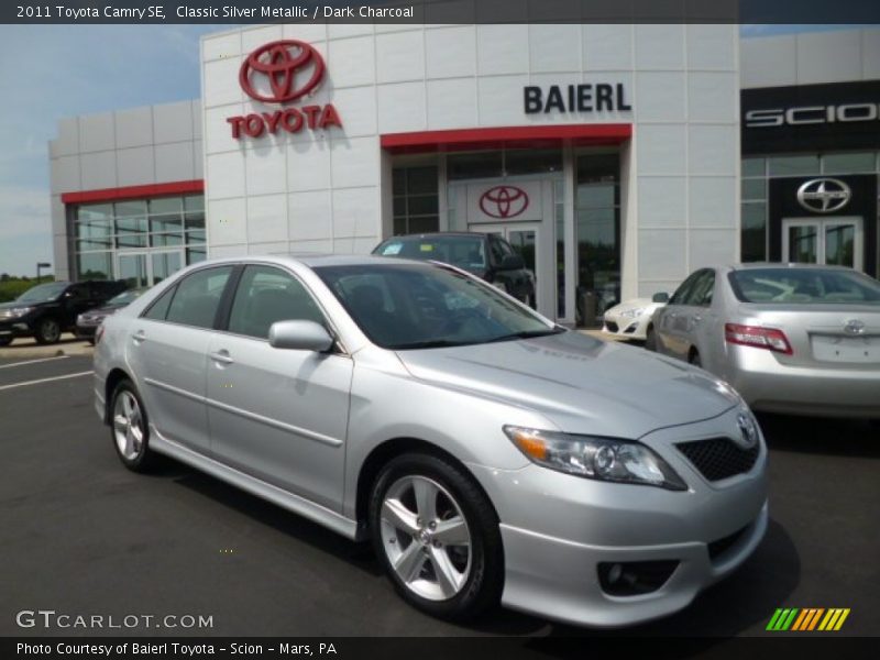 Classic Silver Metallic / Dark Charcoal 2011 Toyota Camry SE