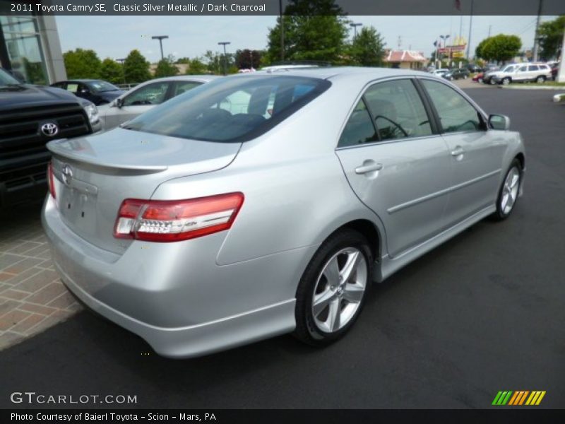 Classic Silver Metallic / Dark Charcoal 2011 Toyota Camry SE