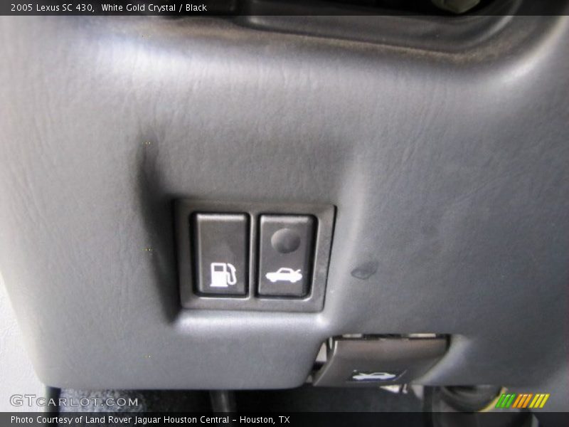 White Gold Crystal / Black 2005 Lexus SC 430