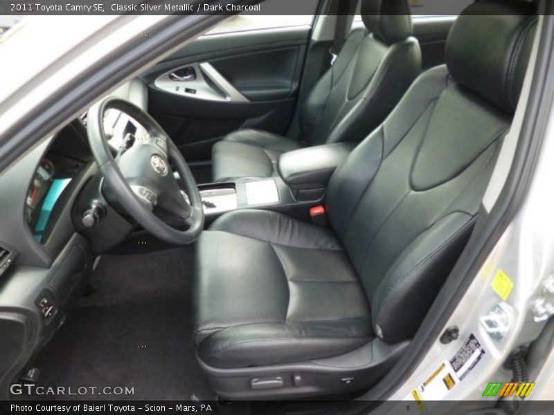 Classic Silver Metallic / Dark Charcoal 2011 Toyota Camry SE