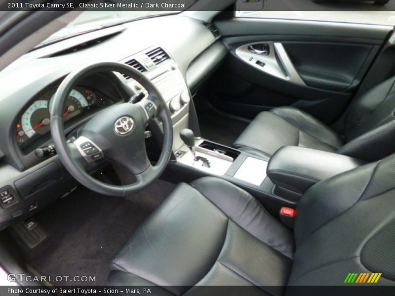 Classic Silver Metallic / Dark Charcoal 2011 Toyota Camry SE