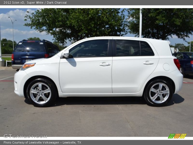 Super White / Dark Charcoal 2012 Scion xD
