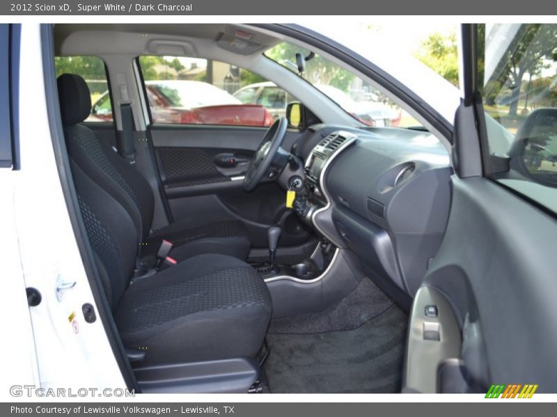 Super White / Dark Charcoal 2012 Scion xD