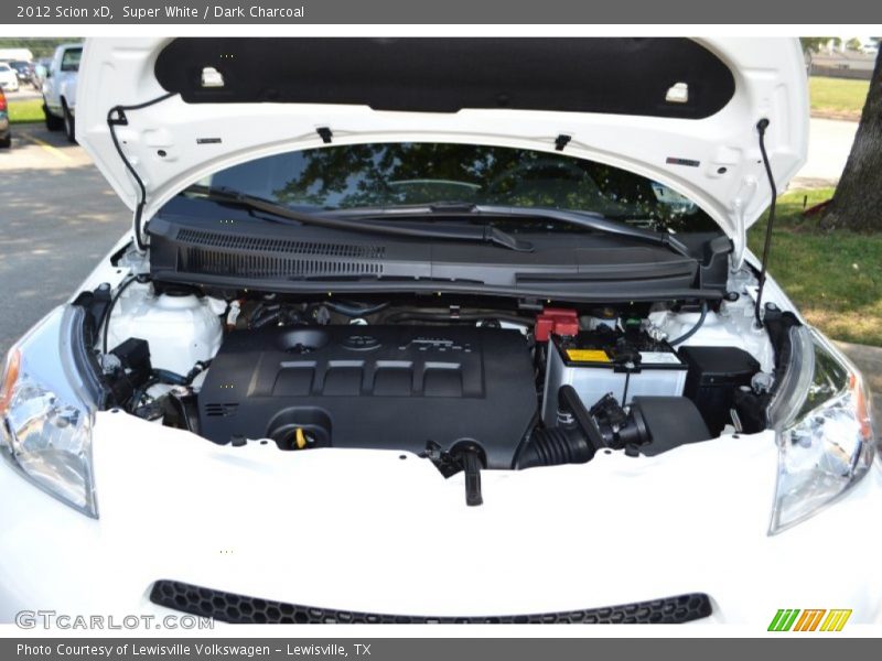 Super White / Dark Charcoal 2012 Scion xD