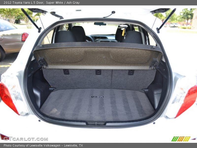 Super White / Ash Gray 2012 Toyota Yaris L 5 Door