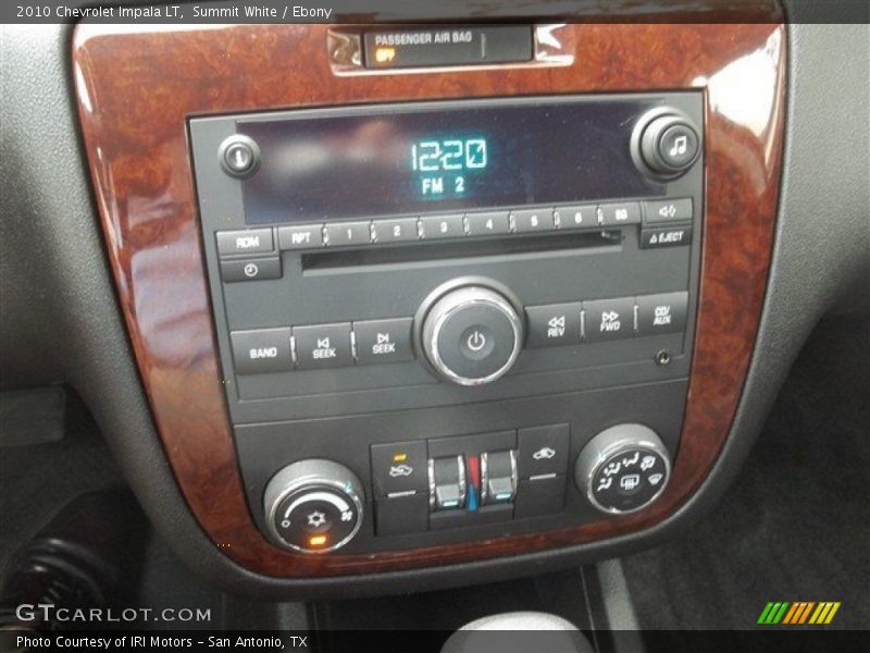 Summit White / Ebony 2010 Chevrolet Impala LT