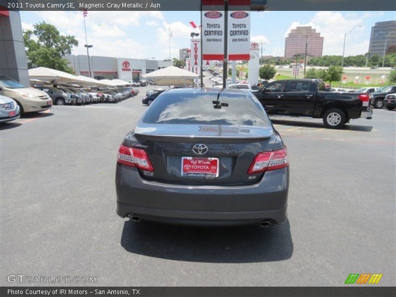 Magnetic Gray Metallic / Ash 2011 Toyota Camry SE