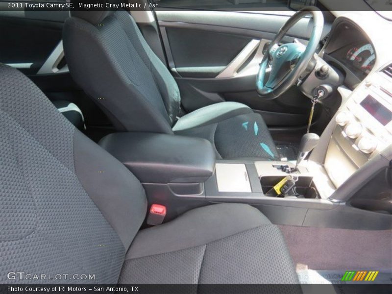 Magnetic Gray Metallic / Ash 2011 Toyota Camry SE